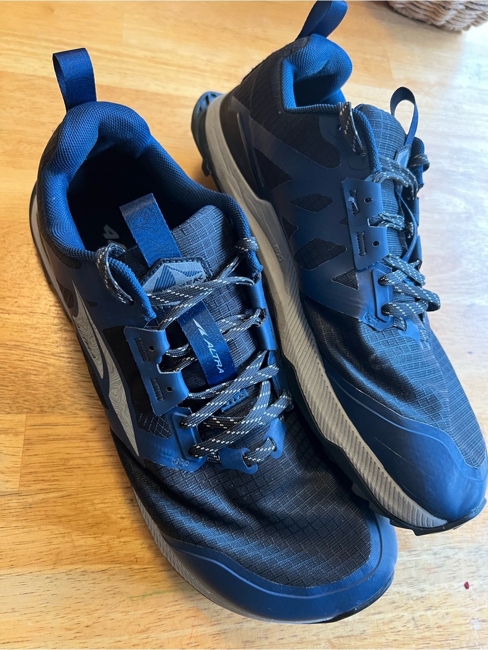 Altra Lone Peak 8 EXCELLENT condition